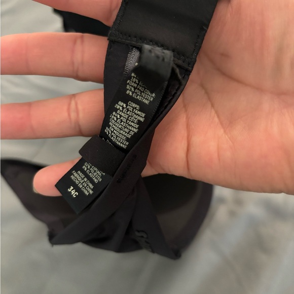 SKIMS Black Bra - Picture 3 of 4